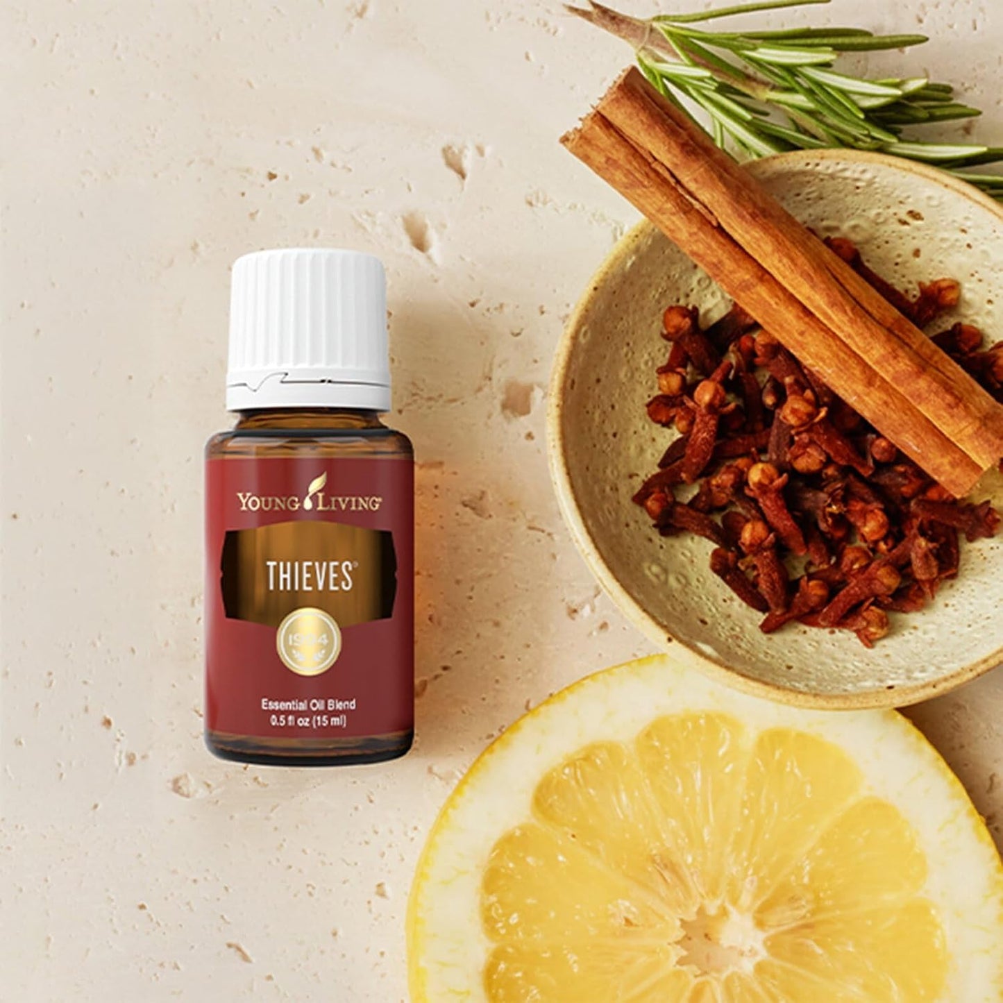 Oli Essenziali YOUNG LIVING - Thieves® Wellness - 15ml - 32146 - Revitalizing